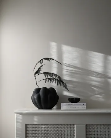 Bloom vas petit 22,5x24 cm - Black - 101 Copenhagen