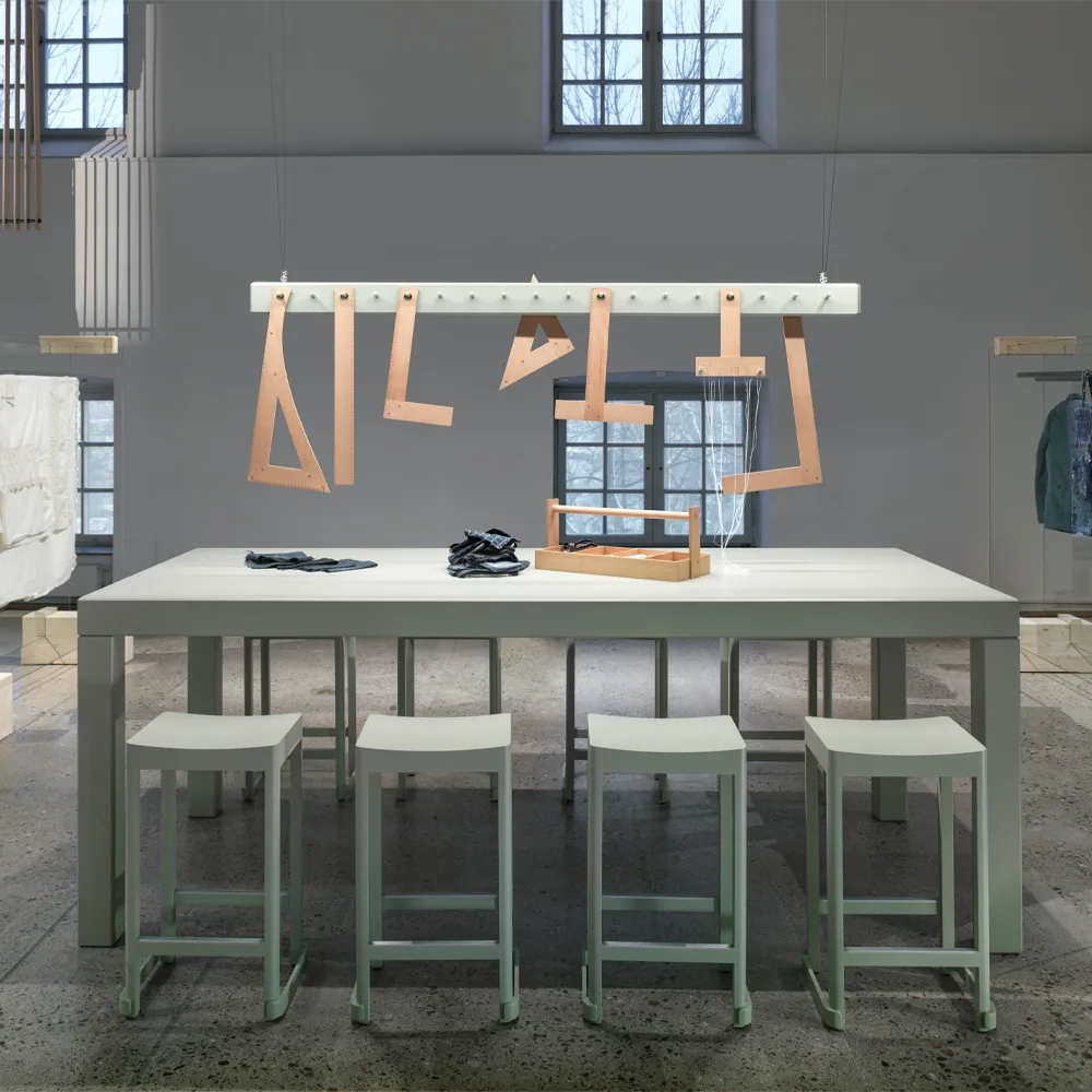 Atelier barpall, Svartlackerad björk-H75 cm Artek