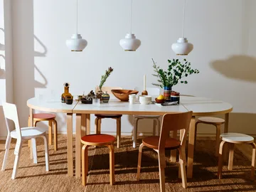 Chair 66 stol - Svart linoleum-Björk - Artek