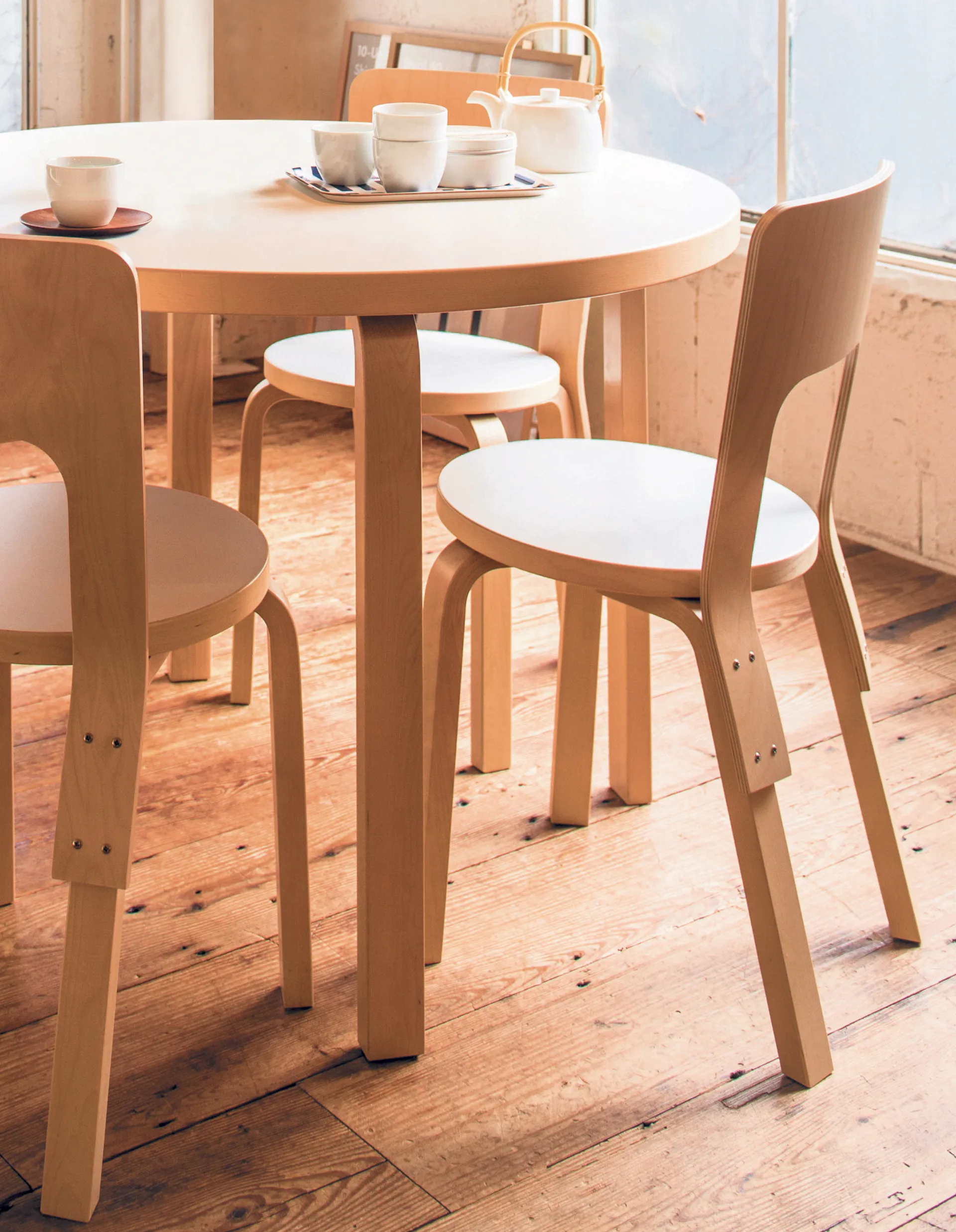 Chair 66 stol, Wild birch Artek