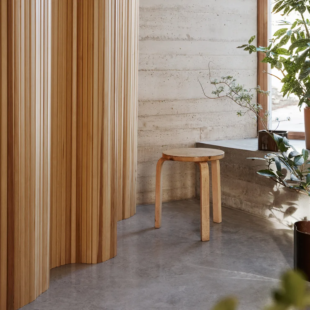 Stool 60 pall 3 st ben, Björk Artek
