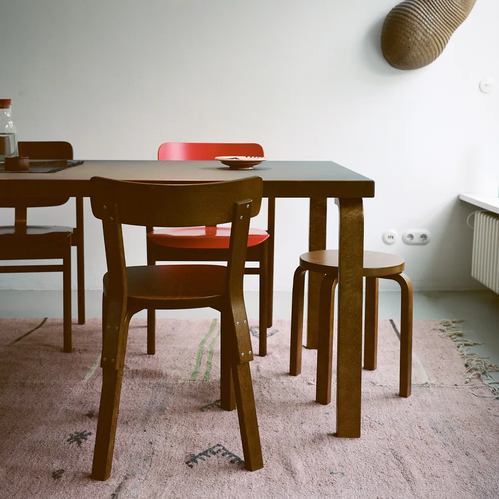 Stool E60 pall 4 st ben, Vit lack Artek
