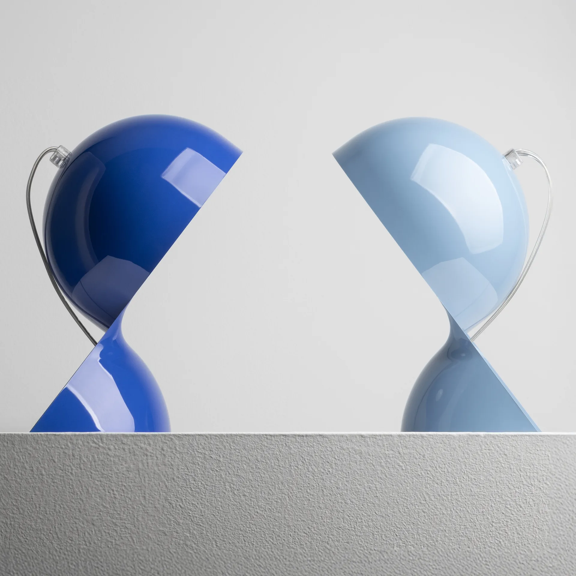Dalu' bordslampa, Blue Klein Artemide