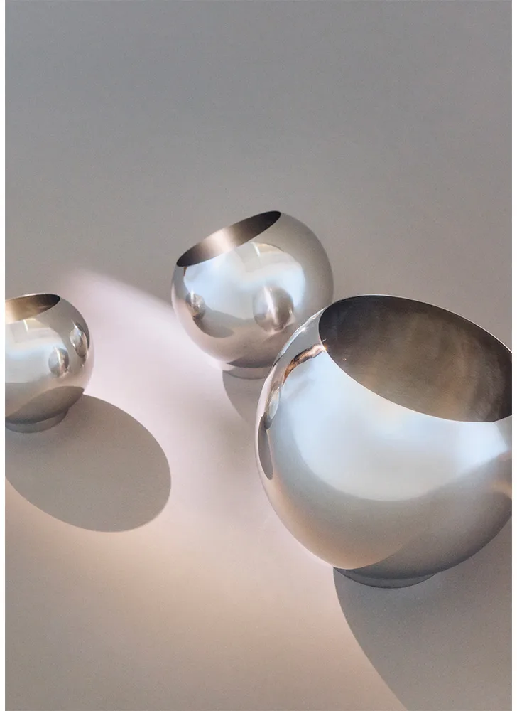 Globe blomkruka Ø30 cm, Silver AYTM