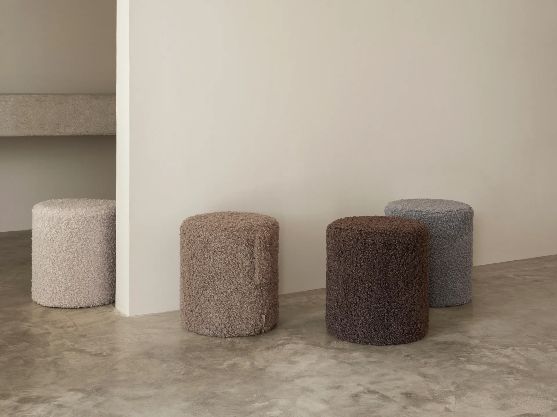 Teddy sittpuff, Moonbeam (beige), Ø35x40 cm blomus