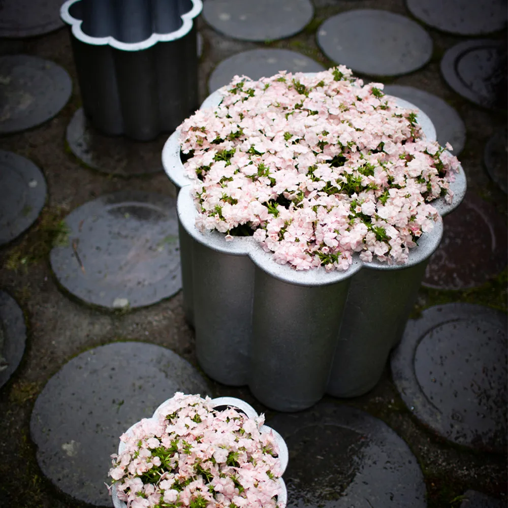 Gråsippa kruka, Aluminium sandgjuten, no. 1 Ø33 cm Byarums bruk