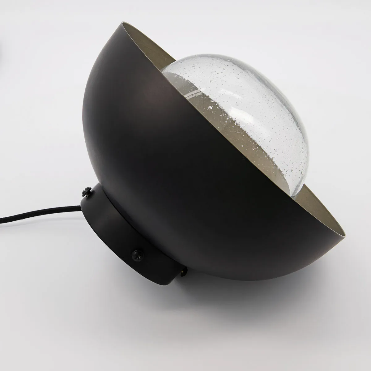 Midtre vägglampa, Coal byNORD