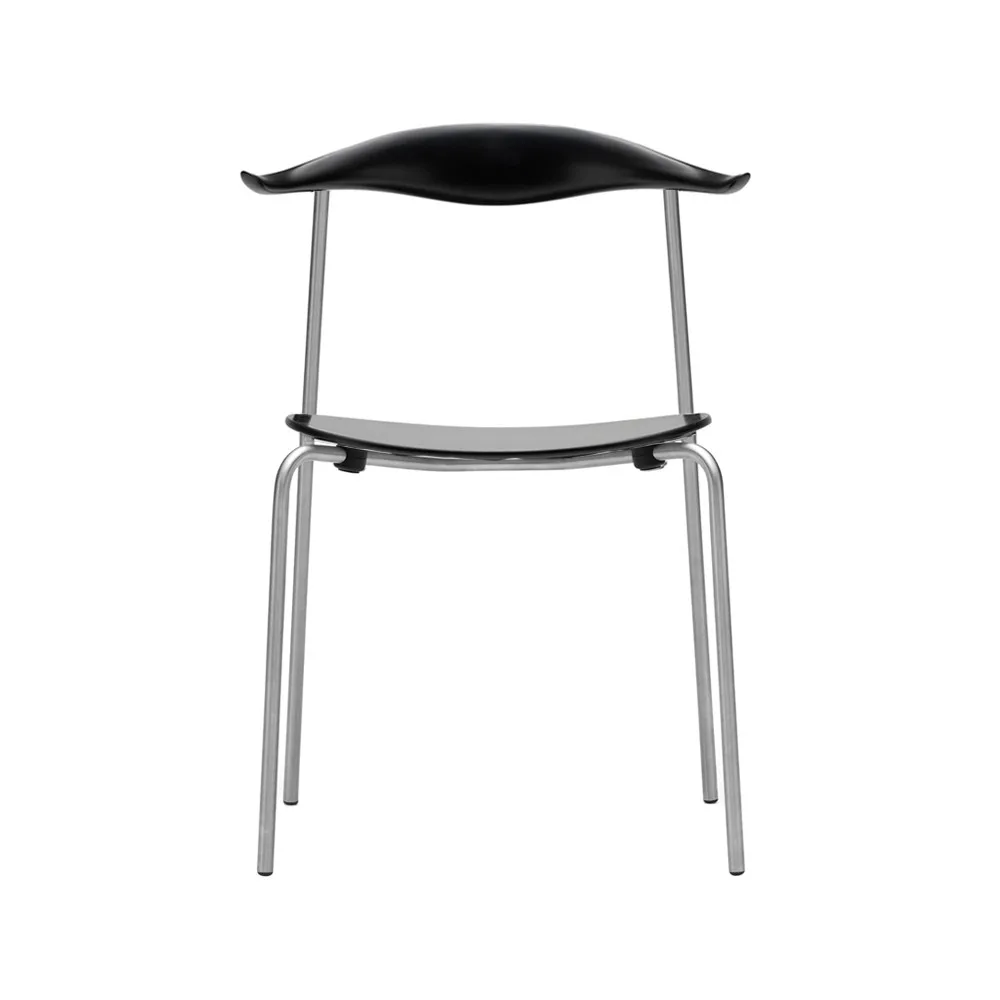 CH88T stol, Svartlackad bok-rostfritt stål Carl Hansen & Søn