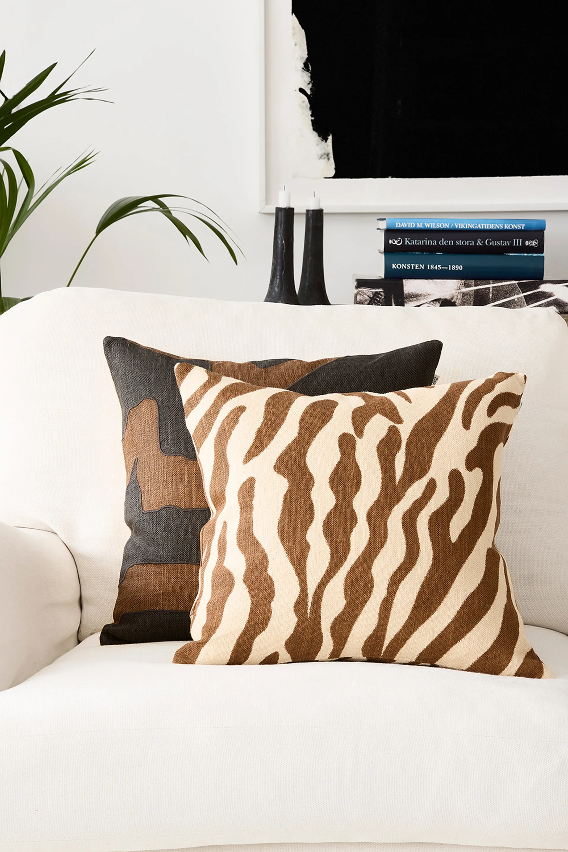Sikkim kuddfodral 50x50 cm, Taupe-Dark Brown Chhatwal & Jonsson