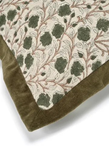 Daisy kuddfodral 40x60 cm - Grön - Classic Collection