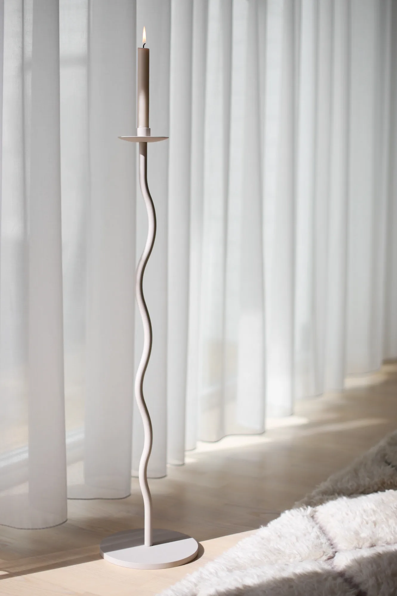 Curved ljusstake 75 cm, Sand Cooee Design