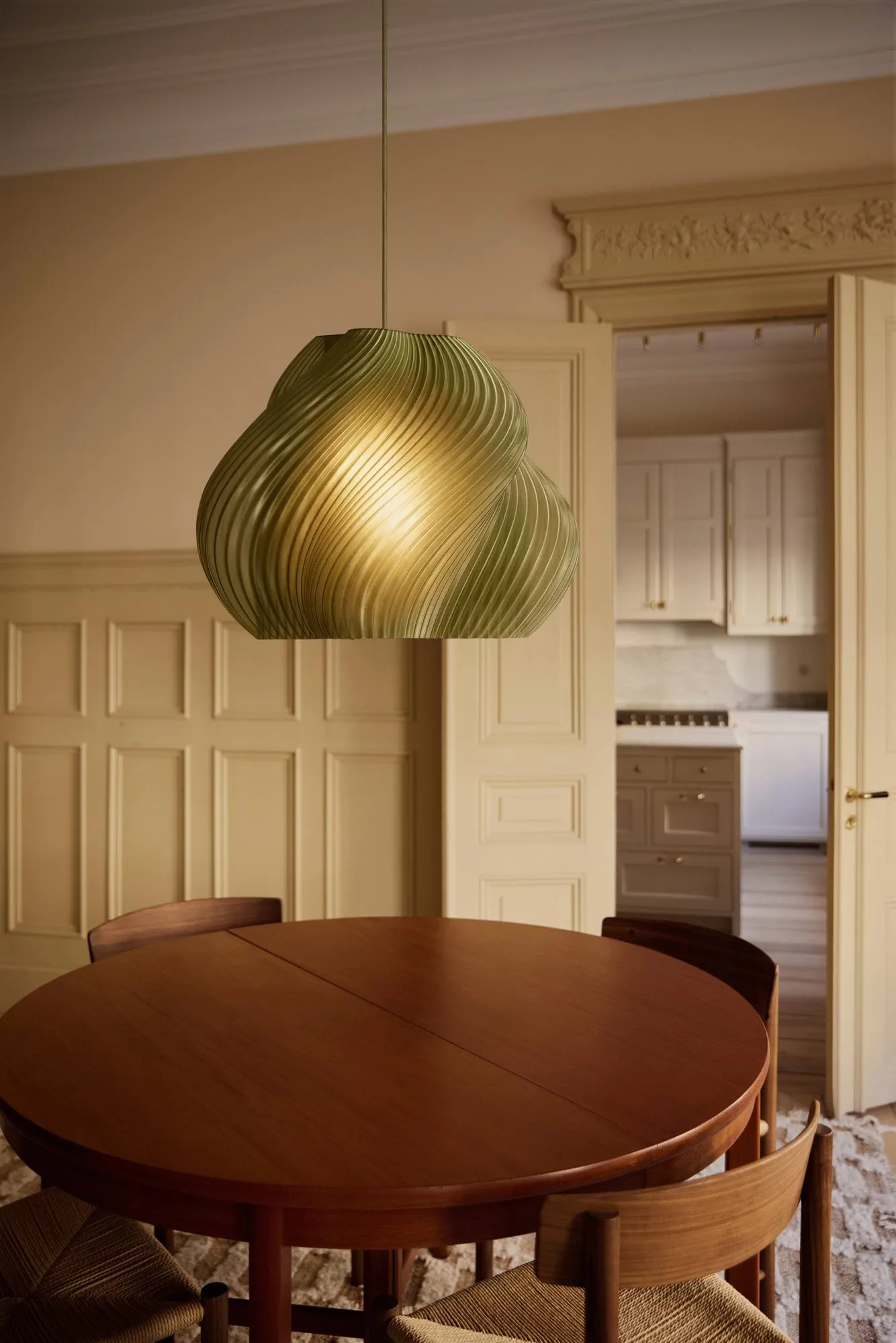 Soft Serve pendel, Olive-chrome, Mega, 60 cm Crème Atelier