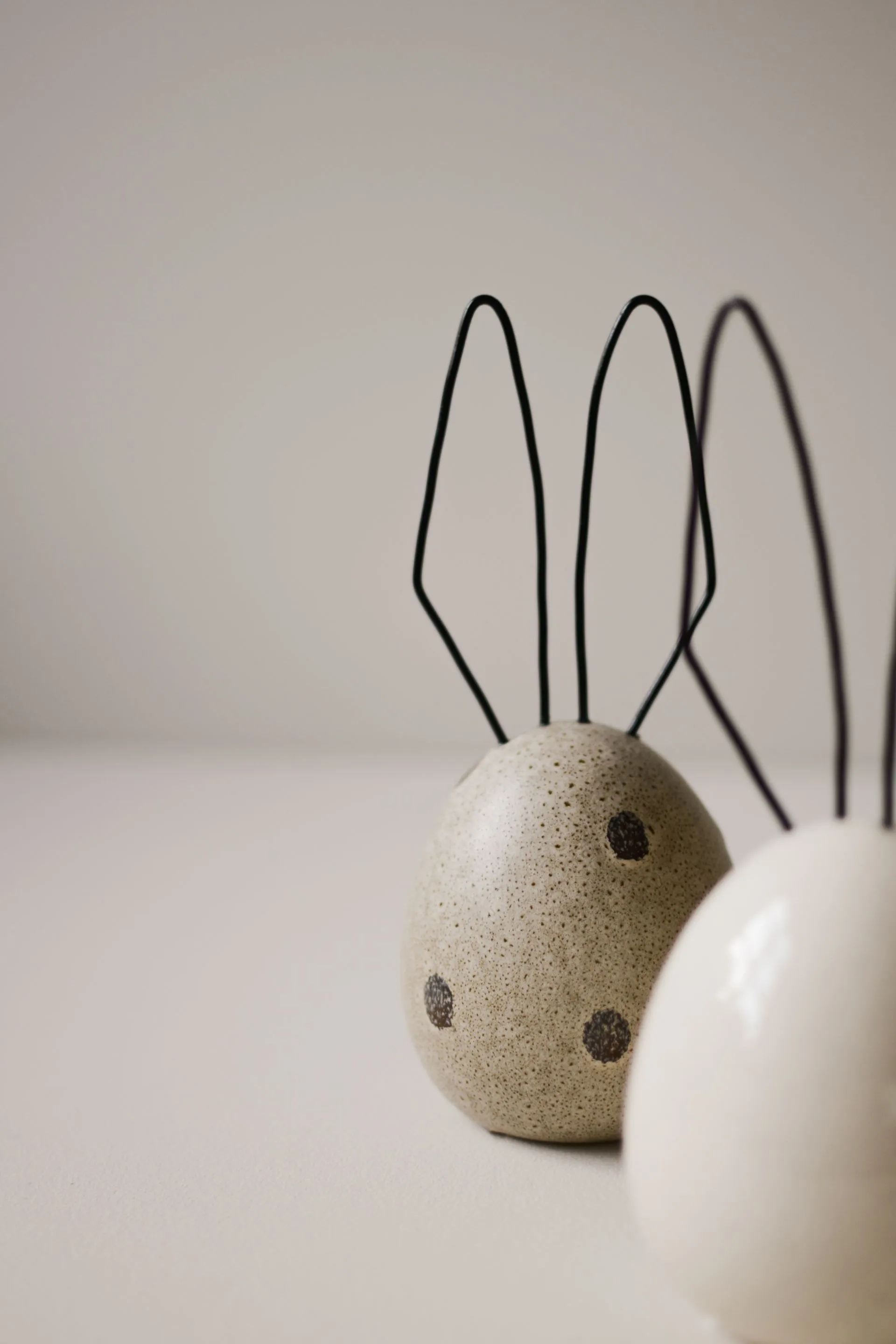 Hare påskdekoration H18 cm, Vanilla DBKD
