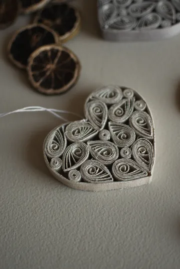 Paper heart 8 cm - Creme - DBKD