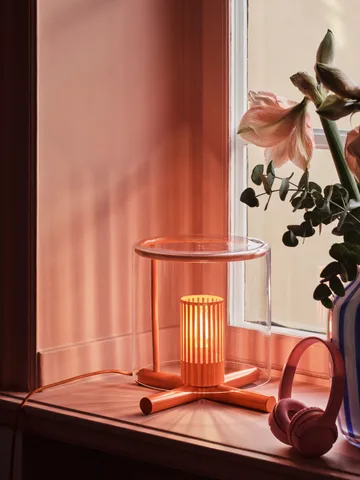 Fire Place bordslampa - Red - Design House Stockholm