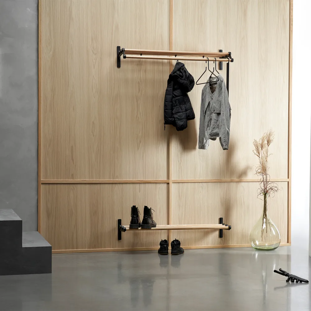 Nostalgi 291 hatthylla, aluminium Essem Design