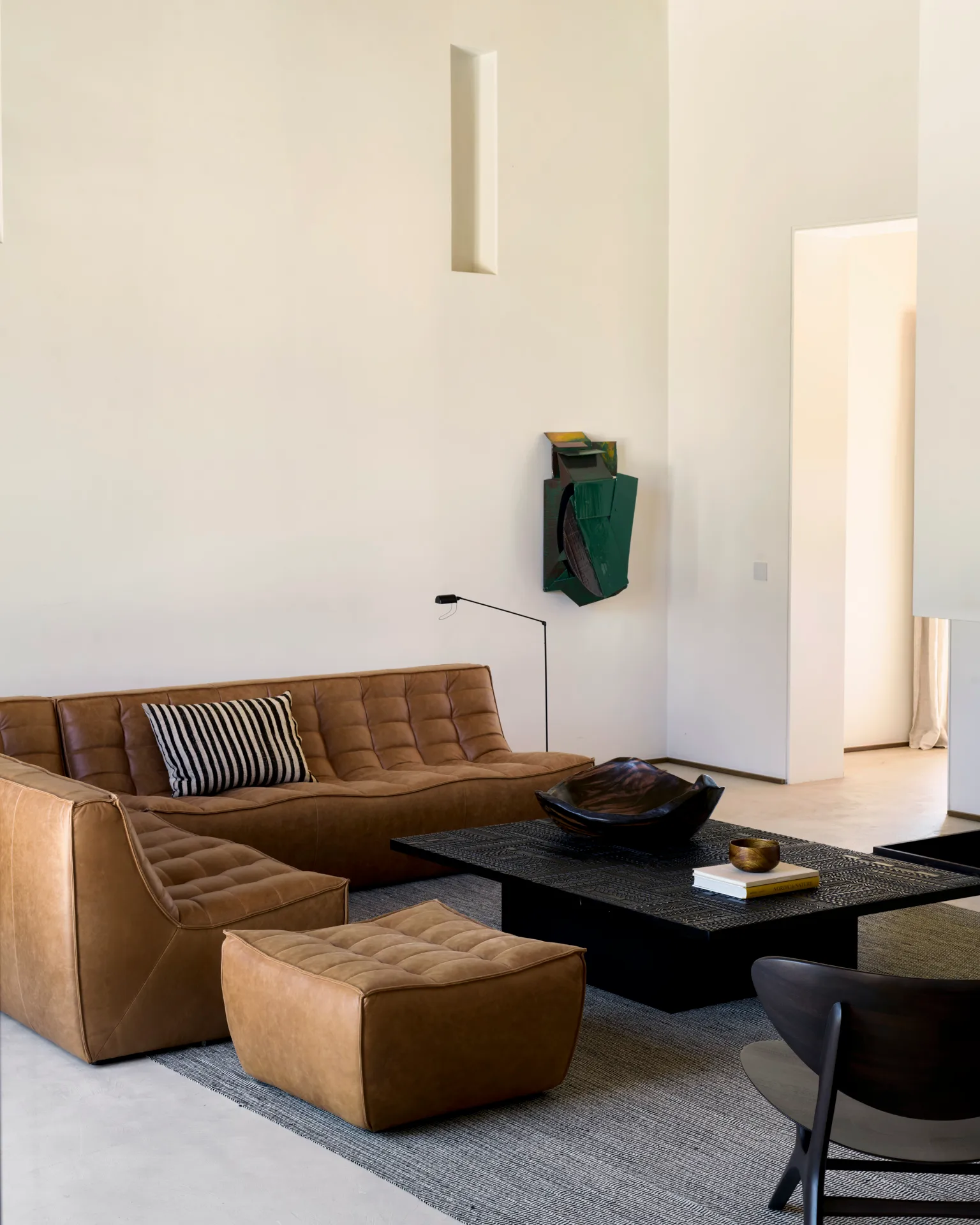 N701 fotpall 70x70 cm, Aniline leather brown Ethnicraft