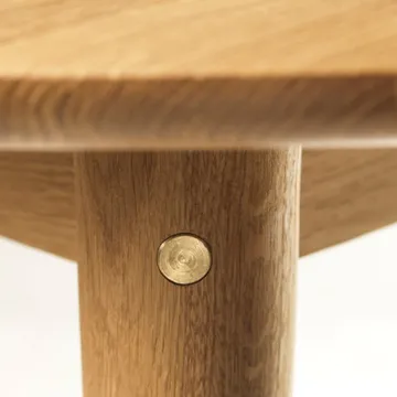 C62E Bjørk matbord 2 iläggsskivor - Oak solid oiled - FDB Møbler