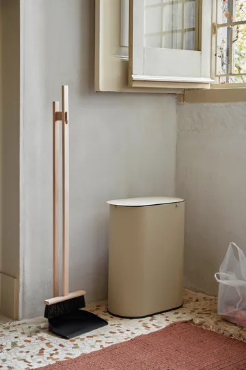 Enkel soptunna medium - Cashmere - Ferm Living