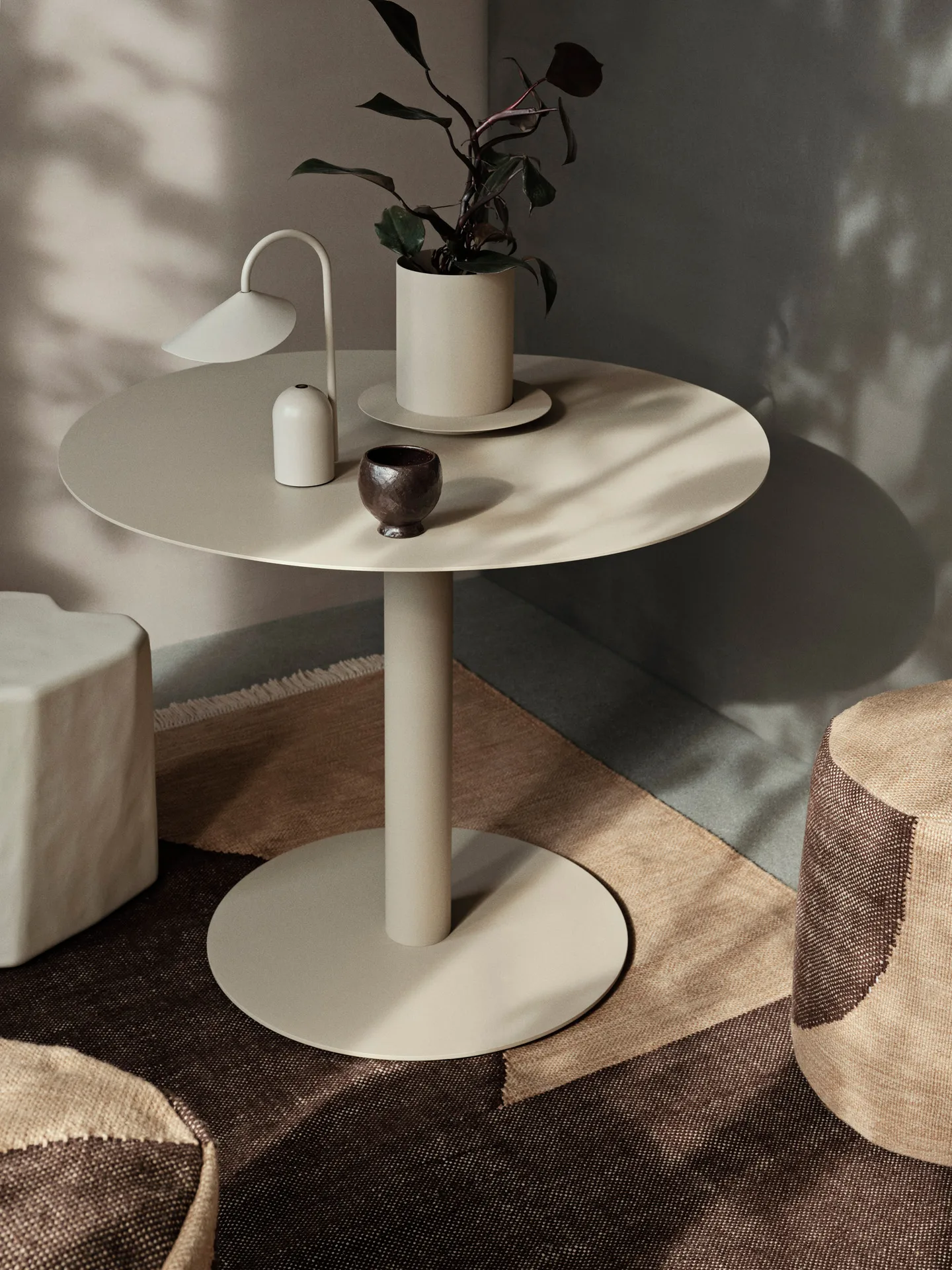 Forene matta, Tan-Chocolate, 140x200 cm Ferm Living