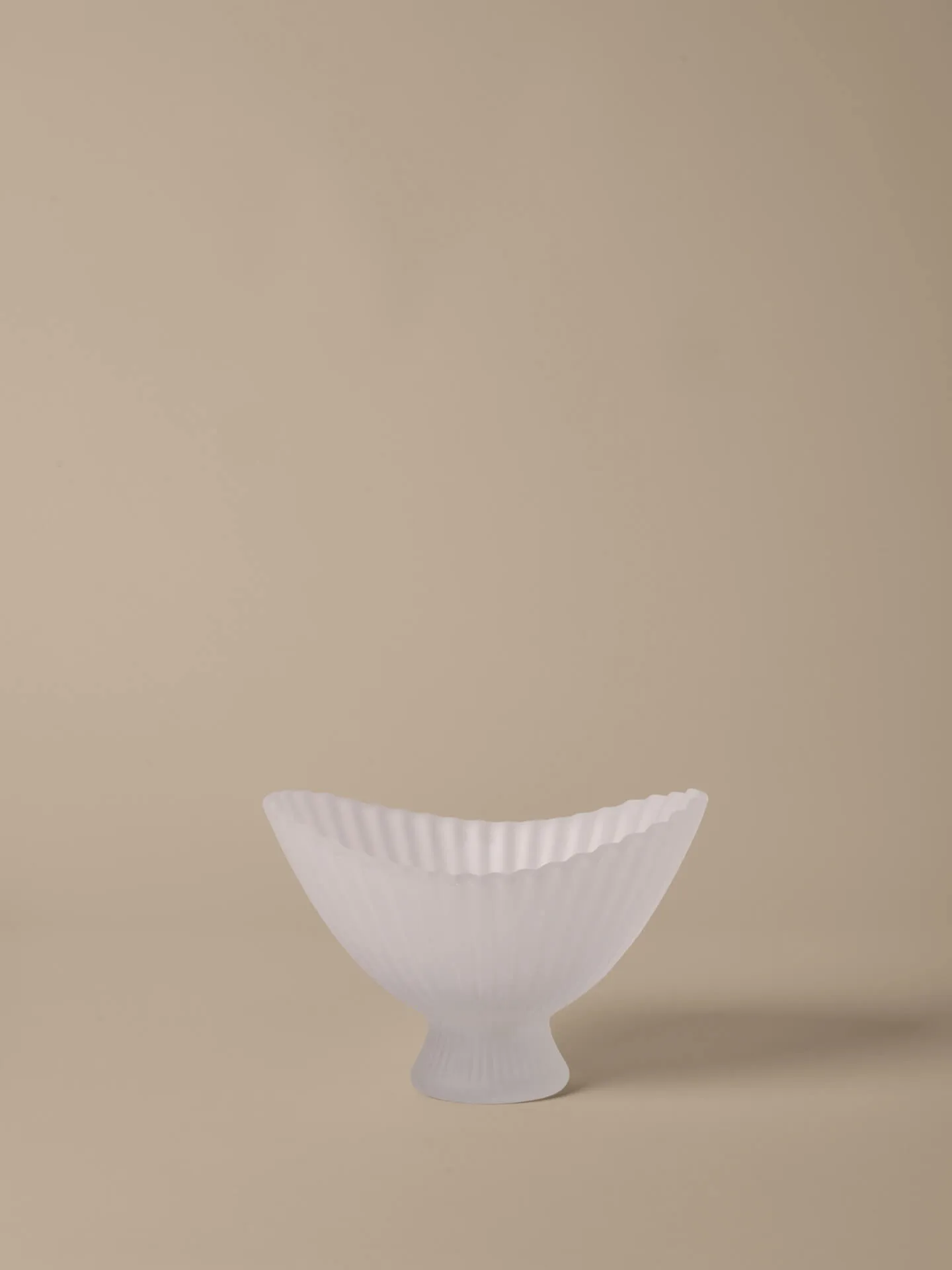 Fountain skål 28 cm, Frosted Ferm Living