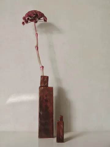 Koa vas H40 - Red brown - Ferm Living