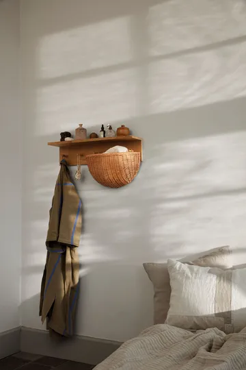 Place Rack knopplist hylla ek - Medium - Ferm Living