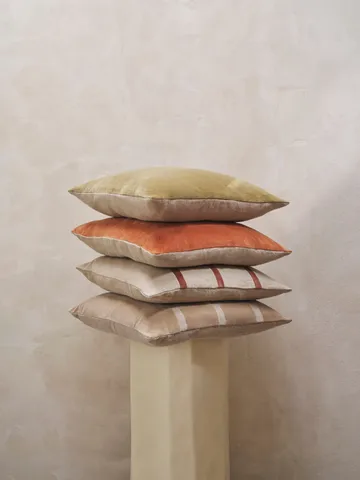 Senti kudde 50x50 cm - Khaki - Ferm Living