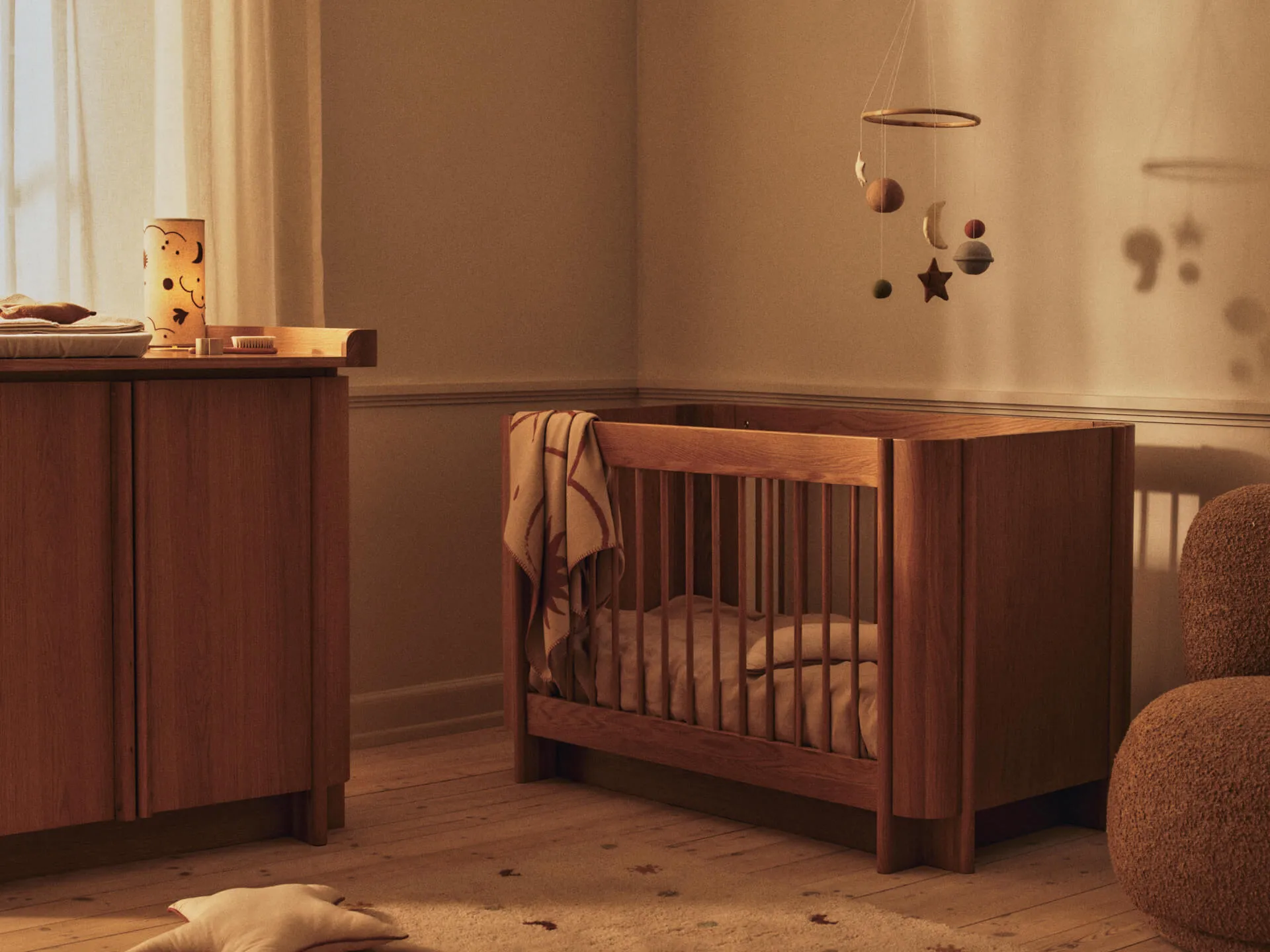 Skye bordslampa, Natural-bronze Ferm Living
