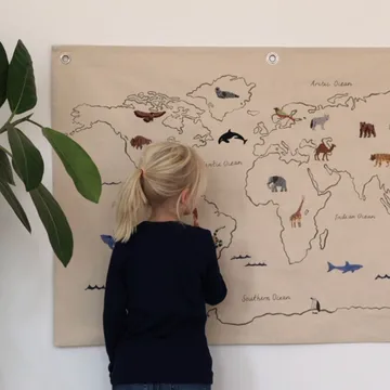 The world tygkarta - Offwhite - Ferm Living