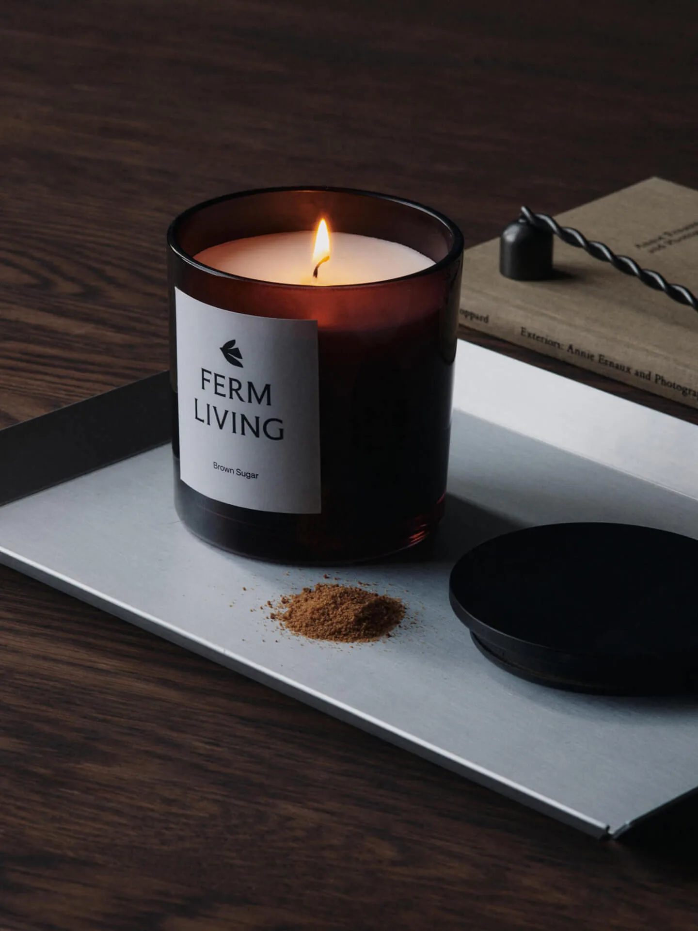 Vitto doftljus 45 h, Dark Grape Ferm Living
