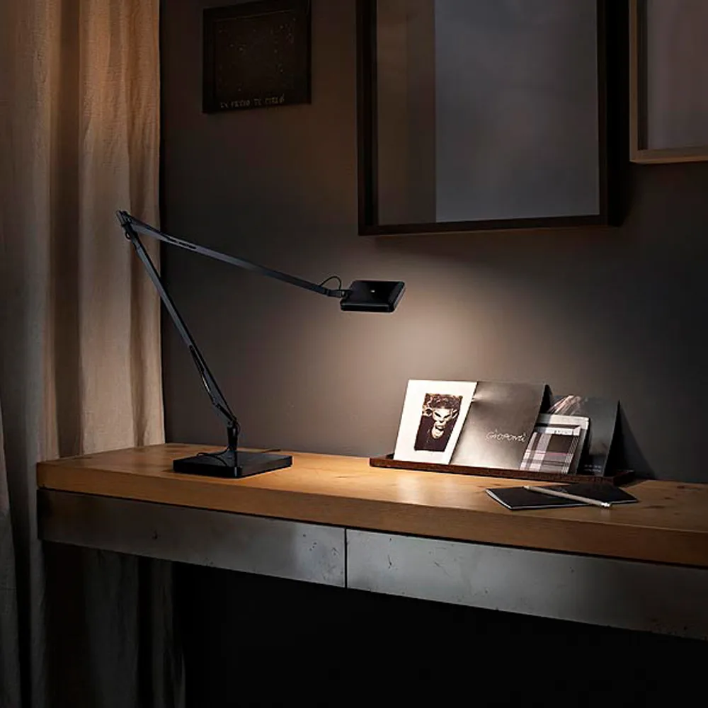 Kelvin T LED bordslampa, Vit blank Flos