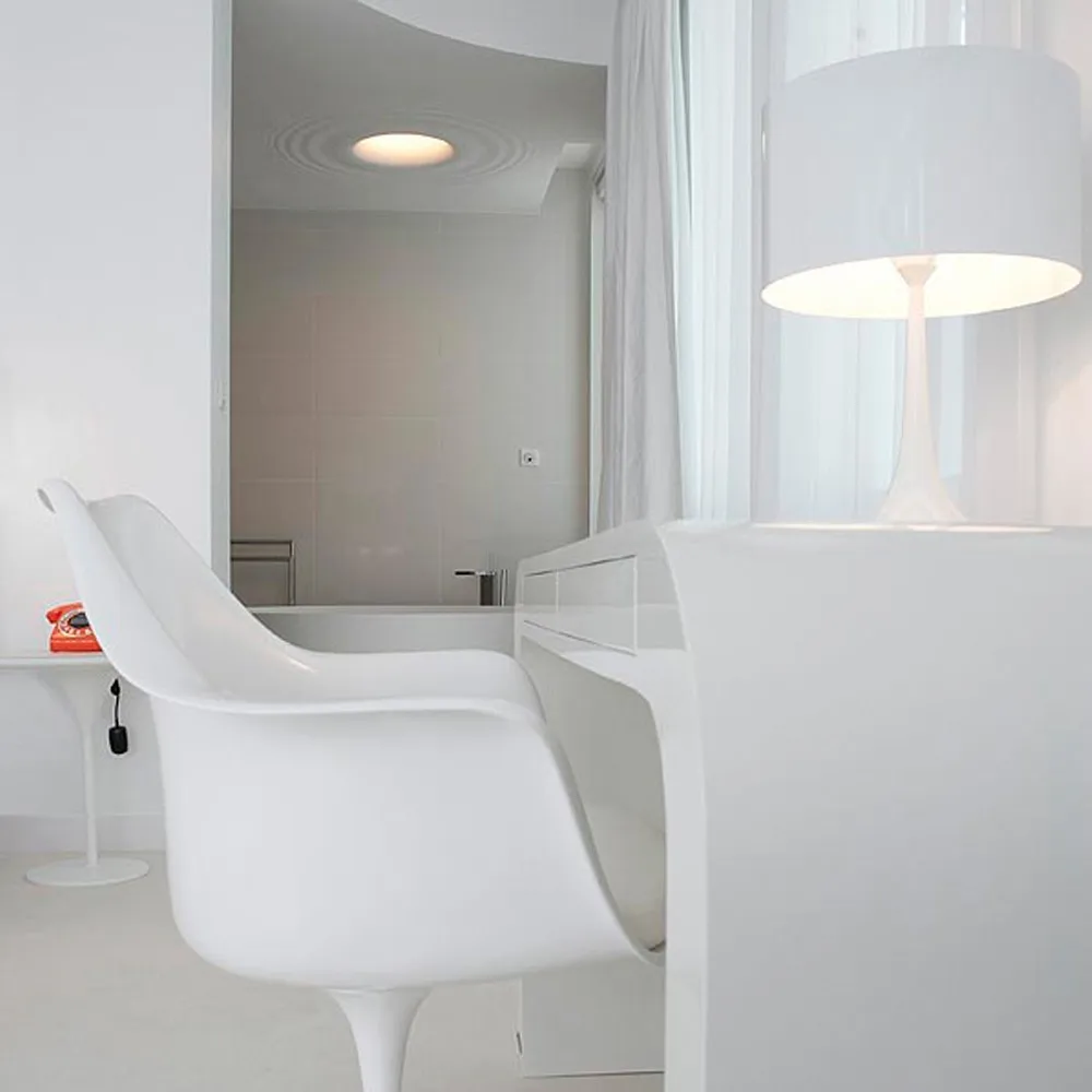 Spun Light T2 bordslampa, Vit Flos