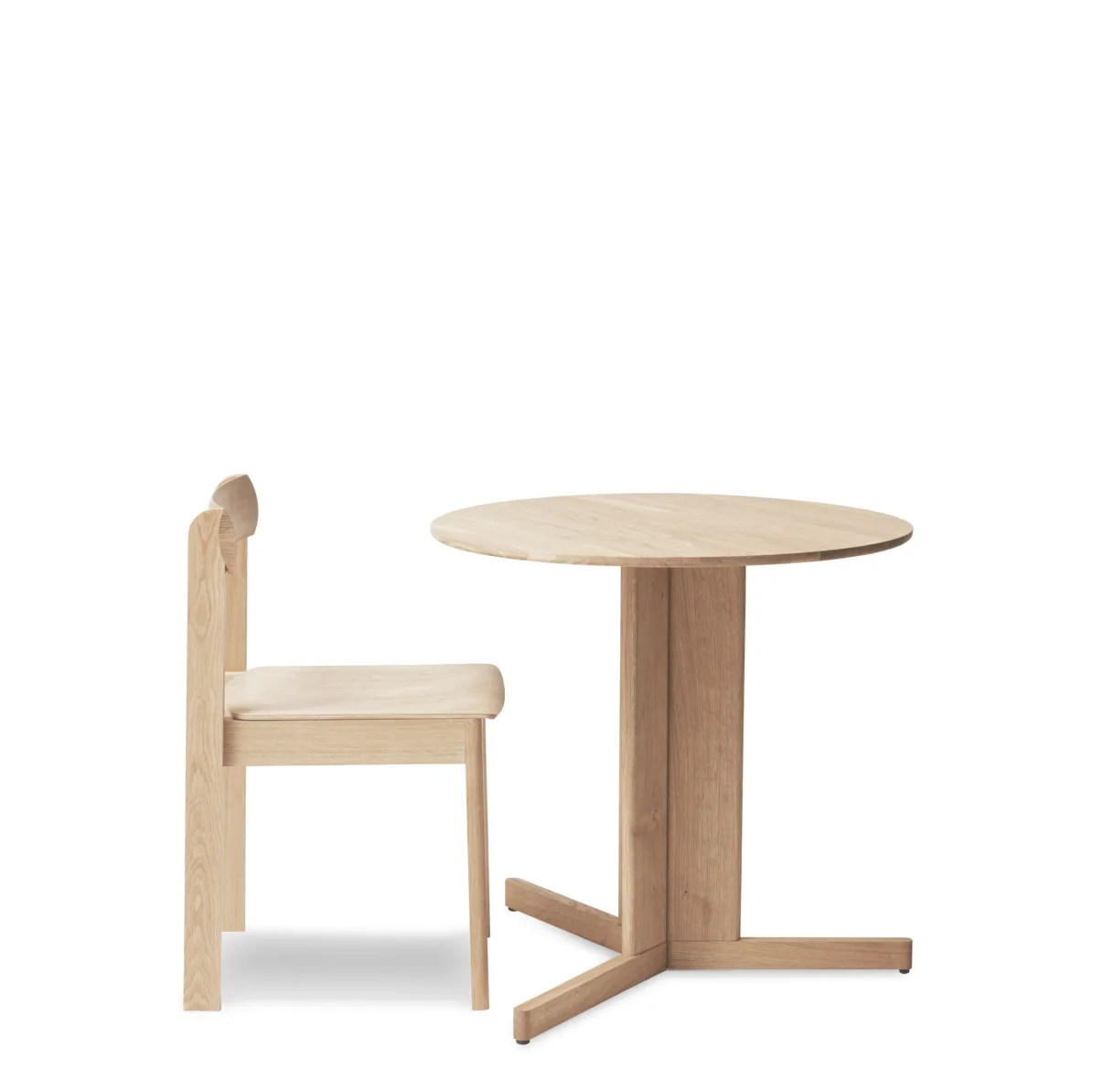 Trefoil matbord Ø75 cm, Vit ek Form & Refine
