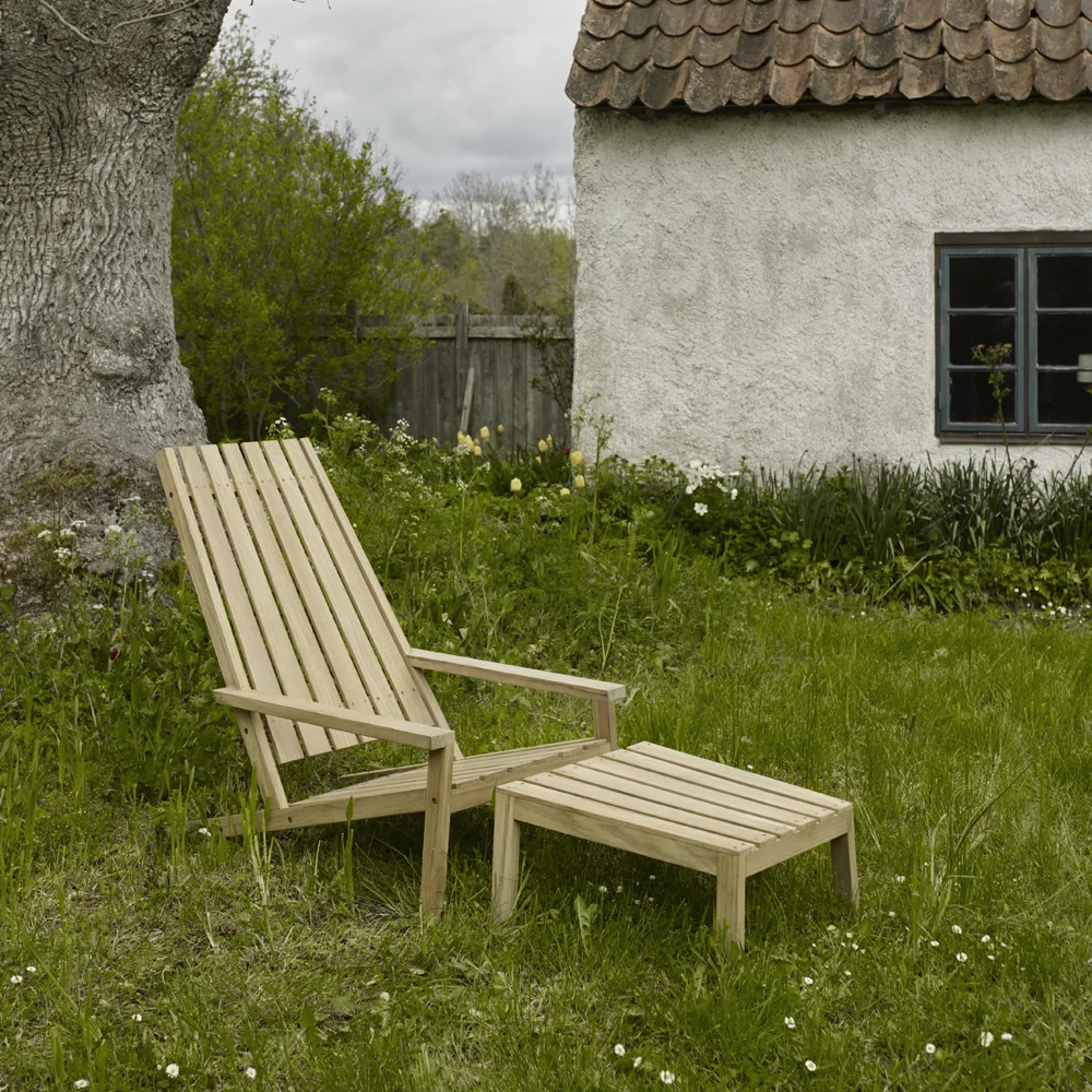Between Lines fotpall, teak Fritz Hansen