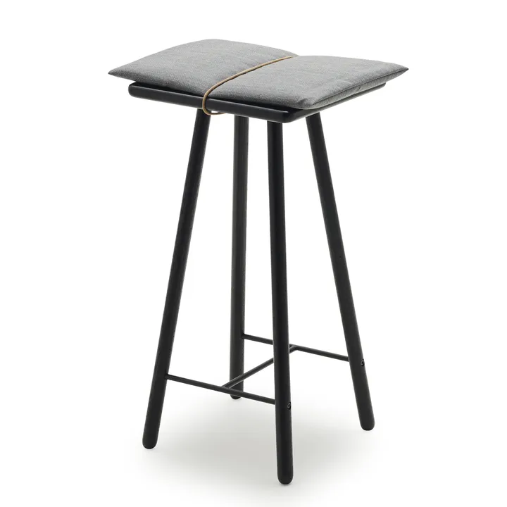 Georg barstol låg - Svartlackerad ek - Fritz Hansen