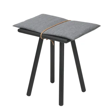 Georg pall - Svartlackerad ek - Fritz Hansen