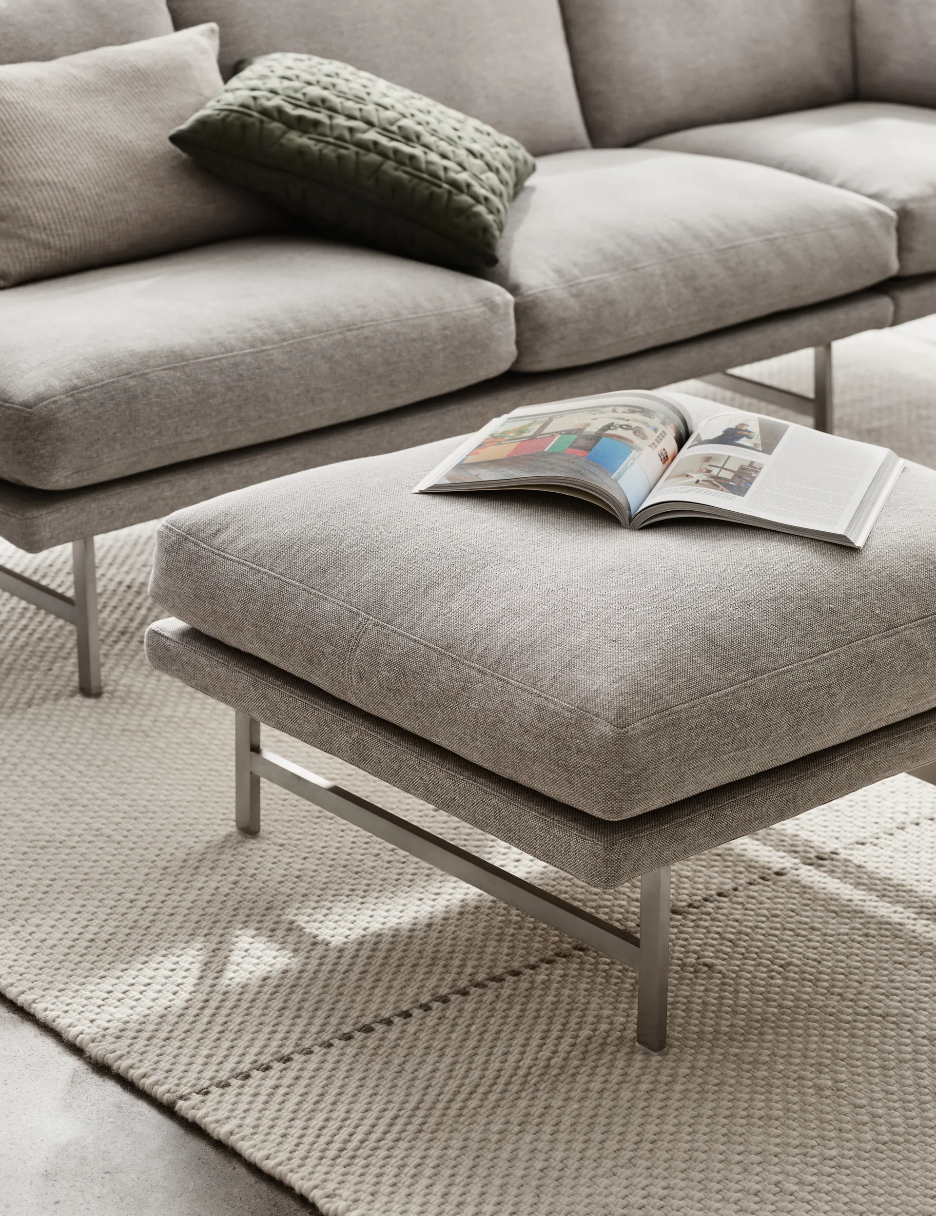 Lissoni PL115 hörnsoffa, Clay 012-rostfritt stål Fritz Hansen