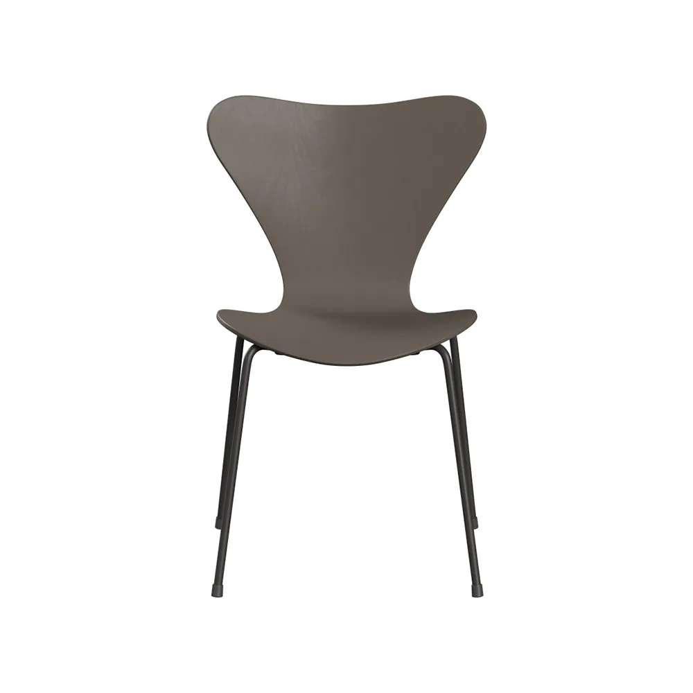 Sjuan 3107 stol, Deep clay-målad ask-grafitgrå Fritz Hansen