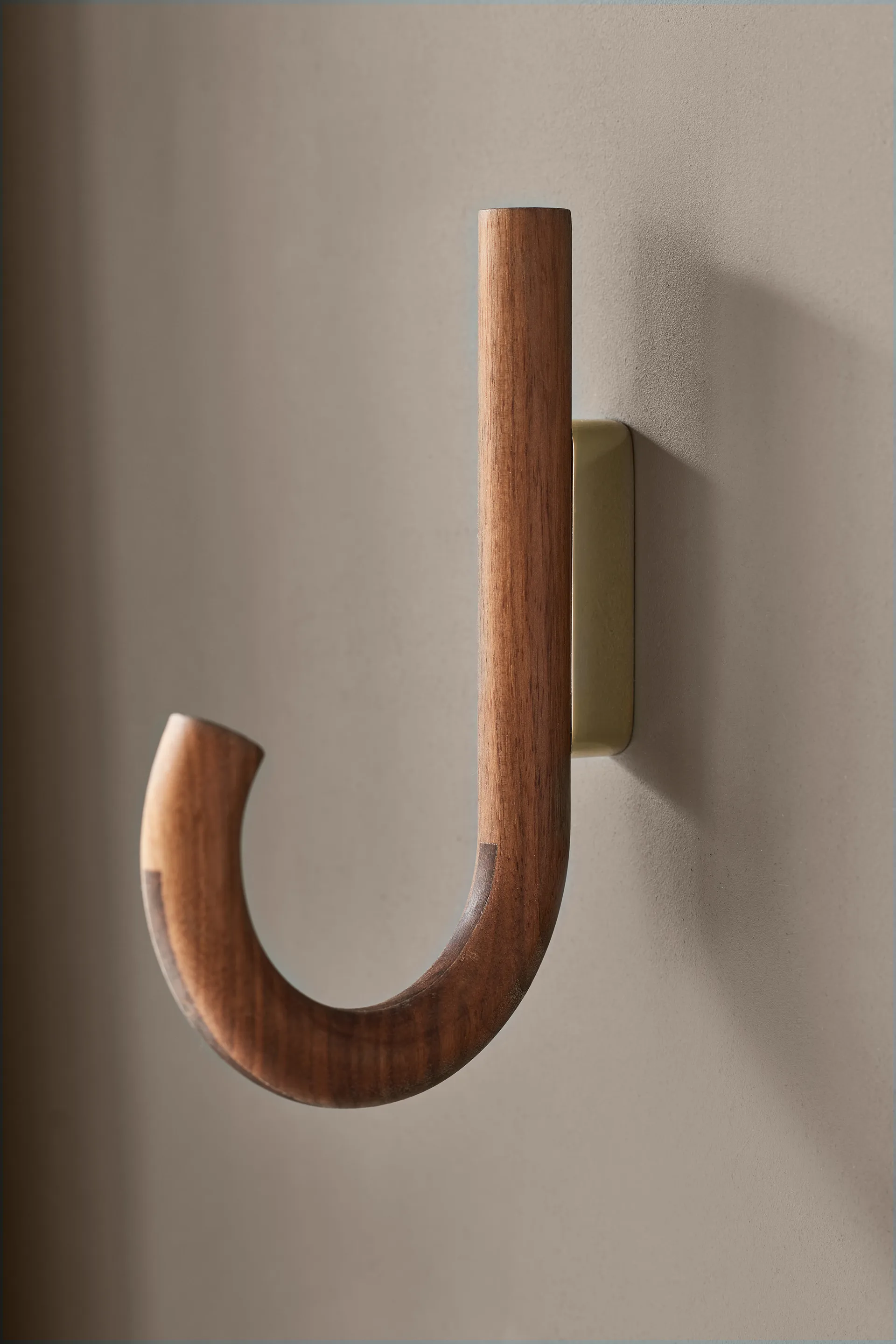 Hook krok 19 cm, Valnöt-mässing Gejst