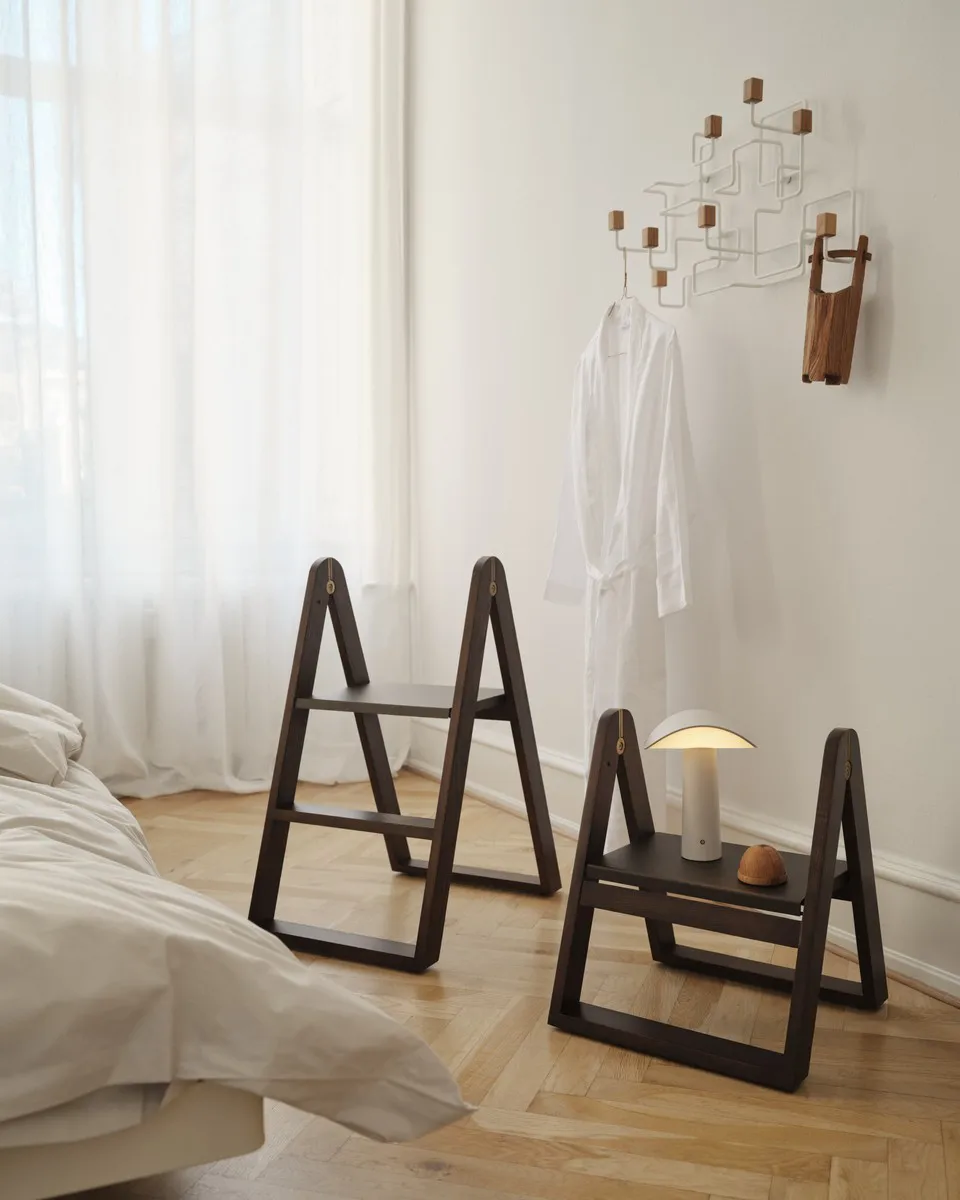Reech stepladder stege, Mörk ask Gejst