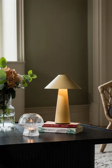 Cannes portabel bordslampa - Havregul - Globen Lighting