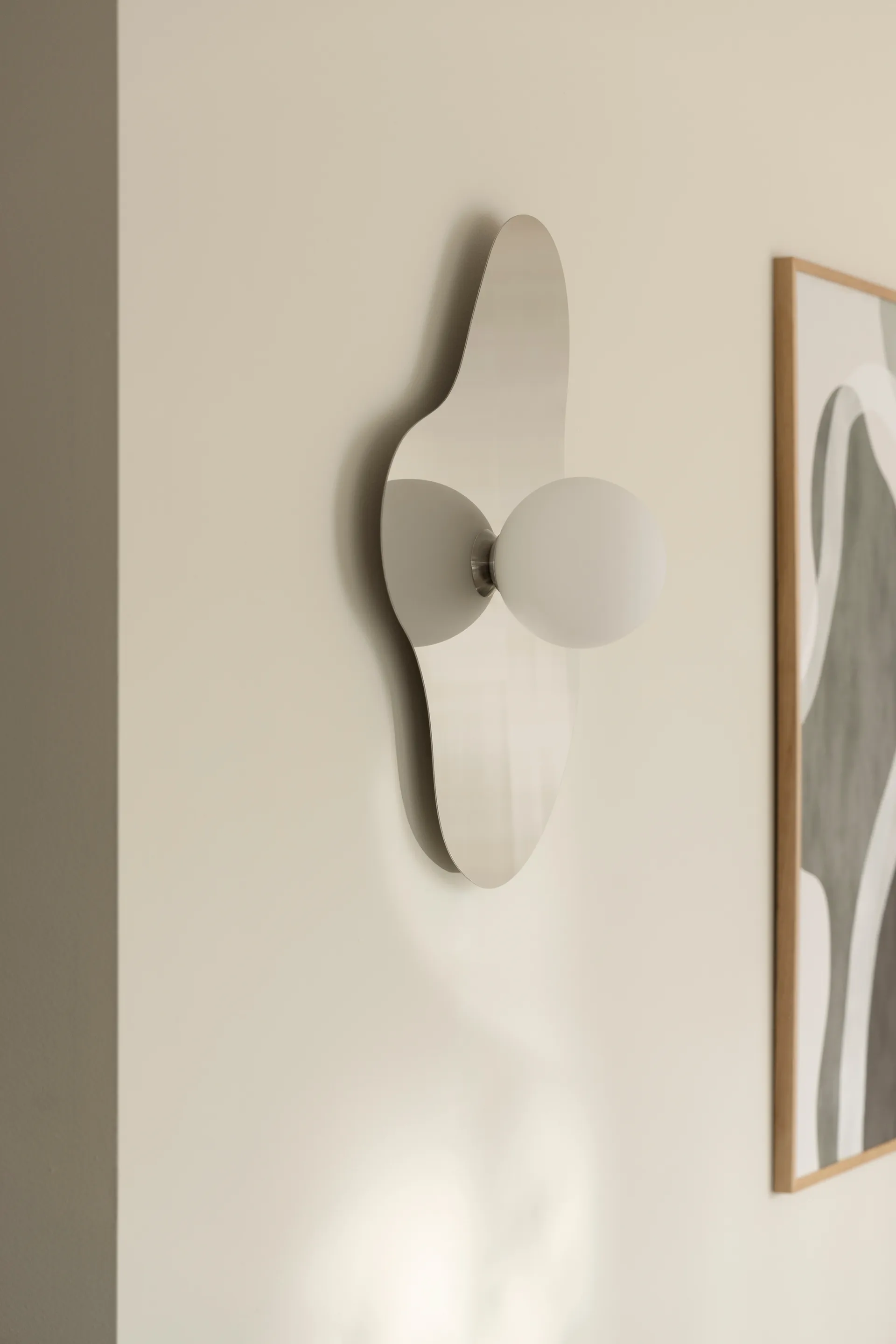 Illusion vägglampa/plafond 60 cm, Krom Globen Lighting