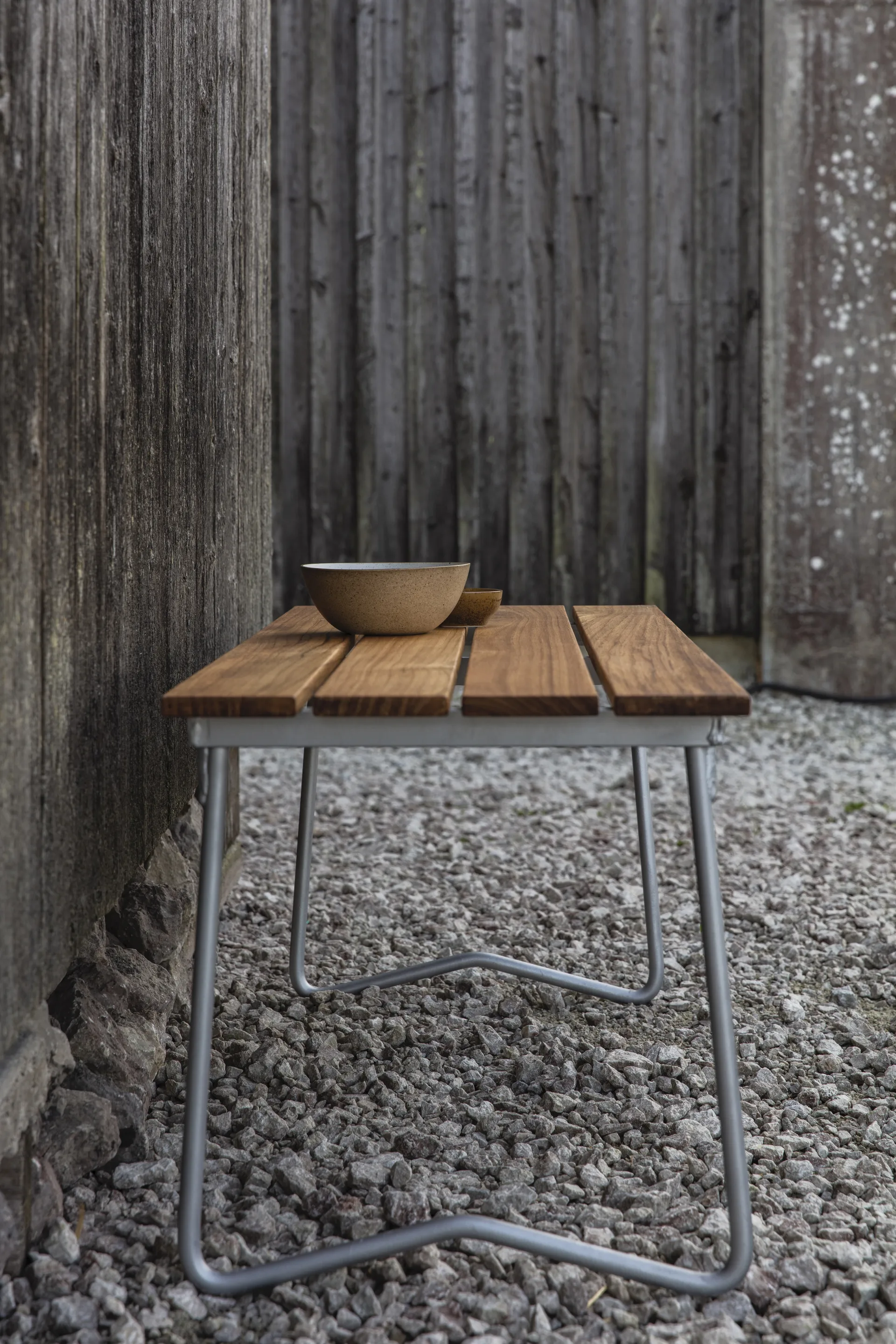 Bänk 9 bänk, Teak-170 cm-varmförzinkad Grythyttan Stålmöbler