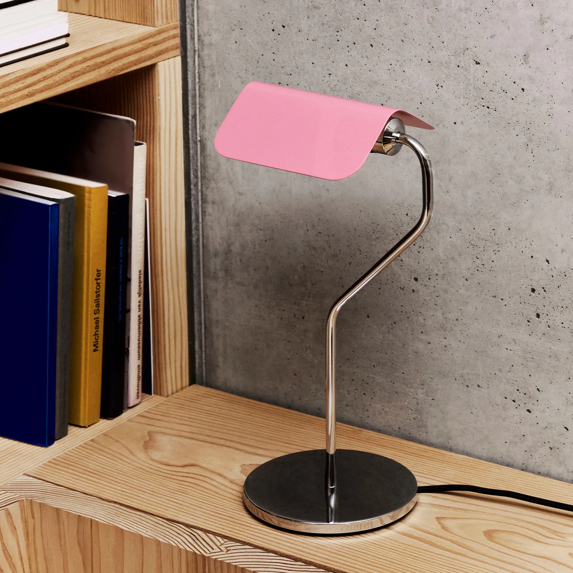 Apex bordslampa, Luis pink HAY