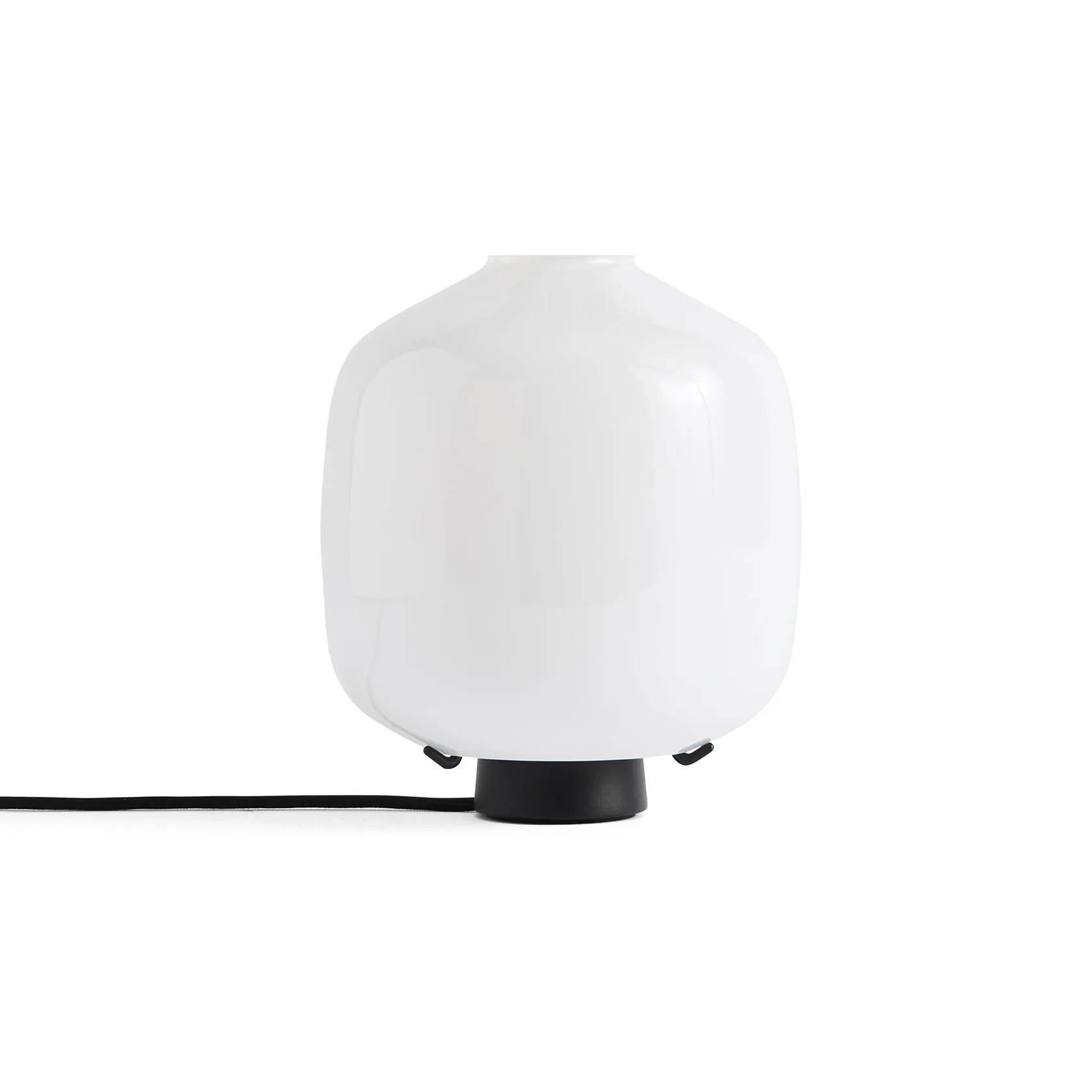 Buoy bordslampa Ø20 cm, Opal glass-soft black HAY