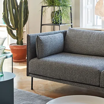 Silhouette 2-sits soffa - Linara 142-cognac leather piping-oiled oak - HAY