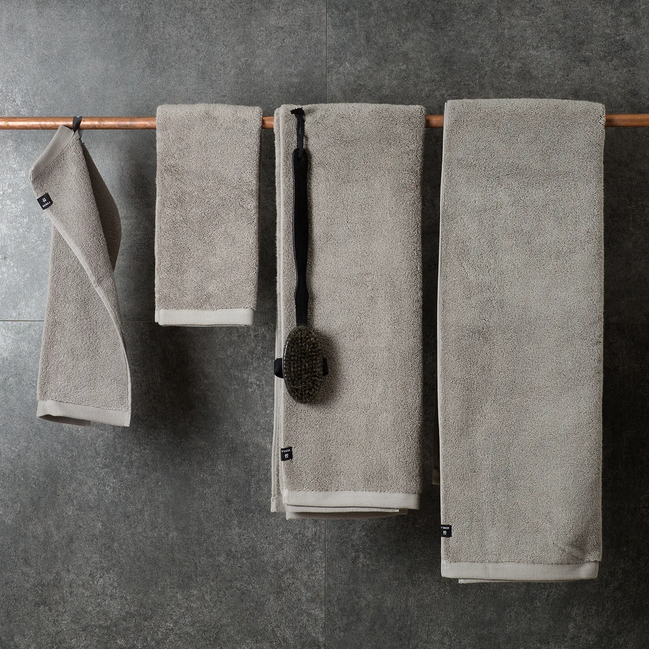 Maxime ekologisk handduk lead, 30x50 cm Himla