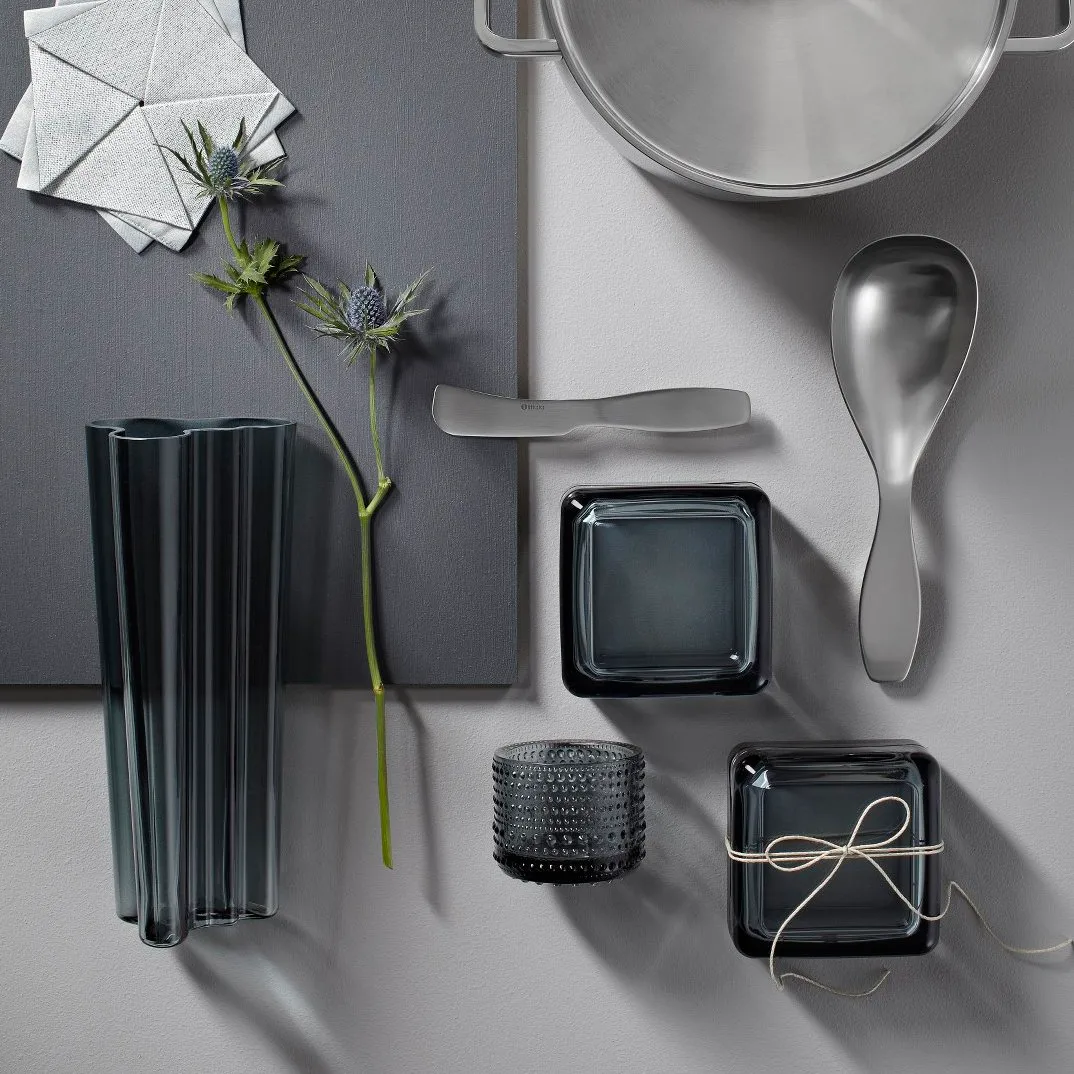 Kastehelmi ljuslykta 64 mm, grå Iittala