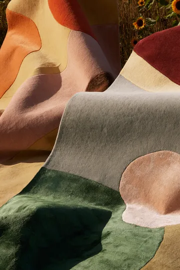 Sleeping Flower ullmatta - 250x350 cm - Layered